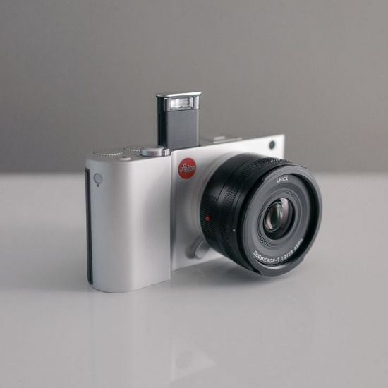 Immagine di Leica T Mirrorless Digital Camera